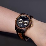 Luxury Men's Watch with Quartz Movement for Business